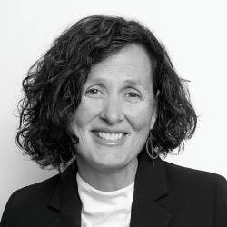Pamela Robinson 