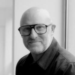 Simon Giles 