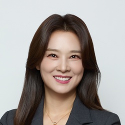 Sue Hee  Ji 