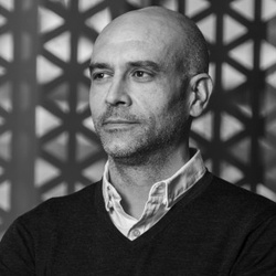 Oscar García 